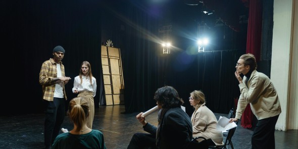 Leidinggevenden: laat cultuur voor in theaters, focus op gedrag