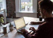 Thuiswerken in tijden van corona: 5 HR-tips voor een efficiënt verloop