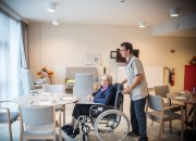 Deelrapport brengt knelpunten werkbaarheid zorg en welzijn in kaart